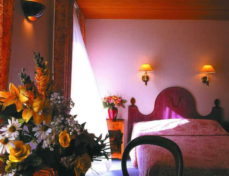 La Croix Blanche Hotel Chamonix Phòng bức ảnh